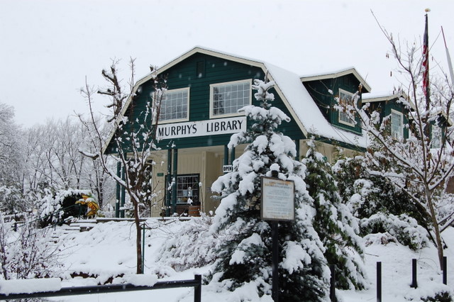 Murphys Library stays open during Feb 13 snowstorm and provides warm spot for the community get out of the cold.~by Kelly Ellefritz