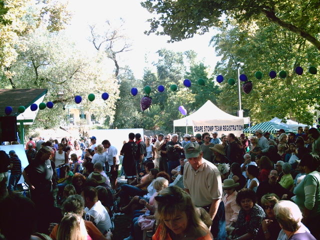 2006 Grape Stomp & Steet Faire